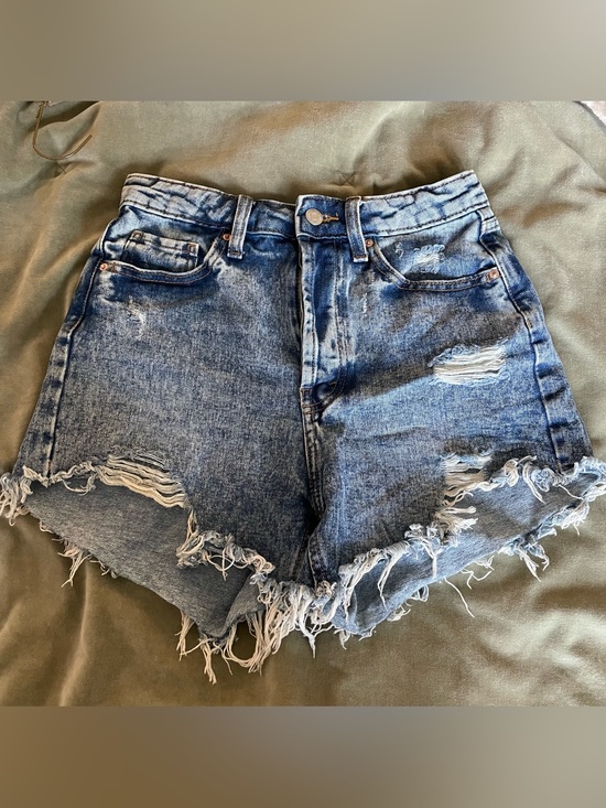 wild fable Pants - Wild fable Distressed Light Blue High-Rise Denim Shorts Raw hem Size 2